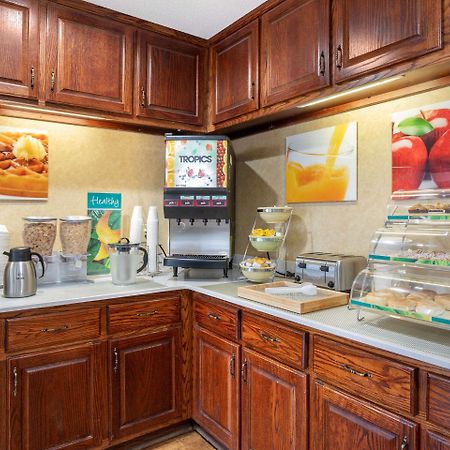 Quality Inn Cheraw Bagian luar foto