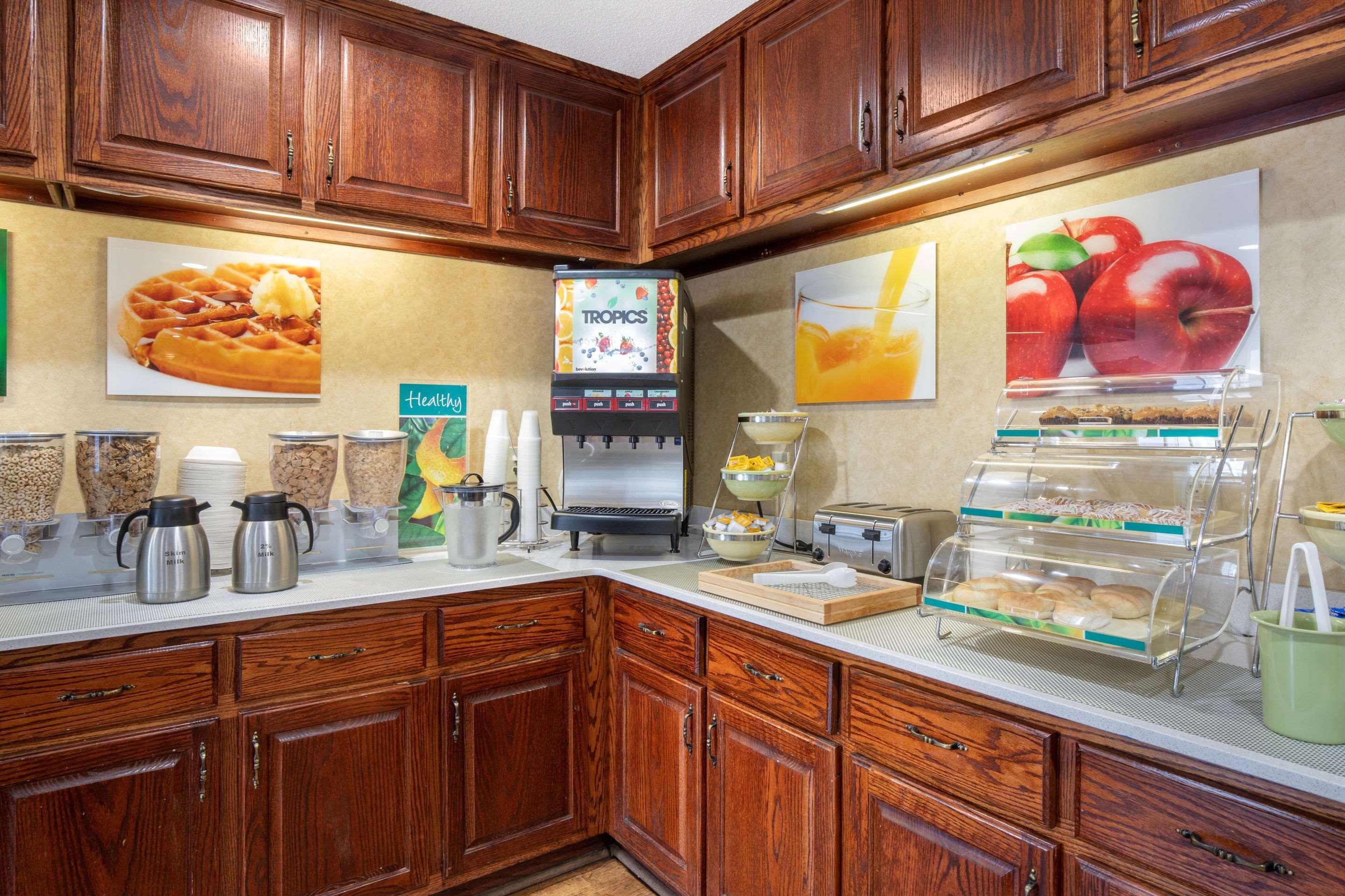 Quality Inn Cheraw Bagian luar foto