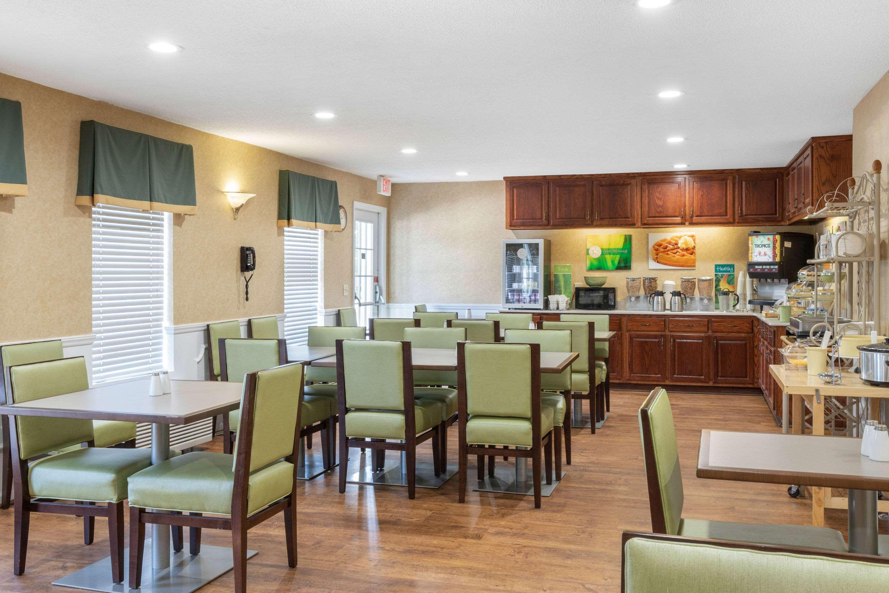 Quality Inn Cheraw Bagian luar foto