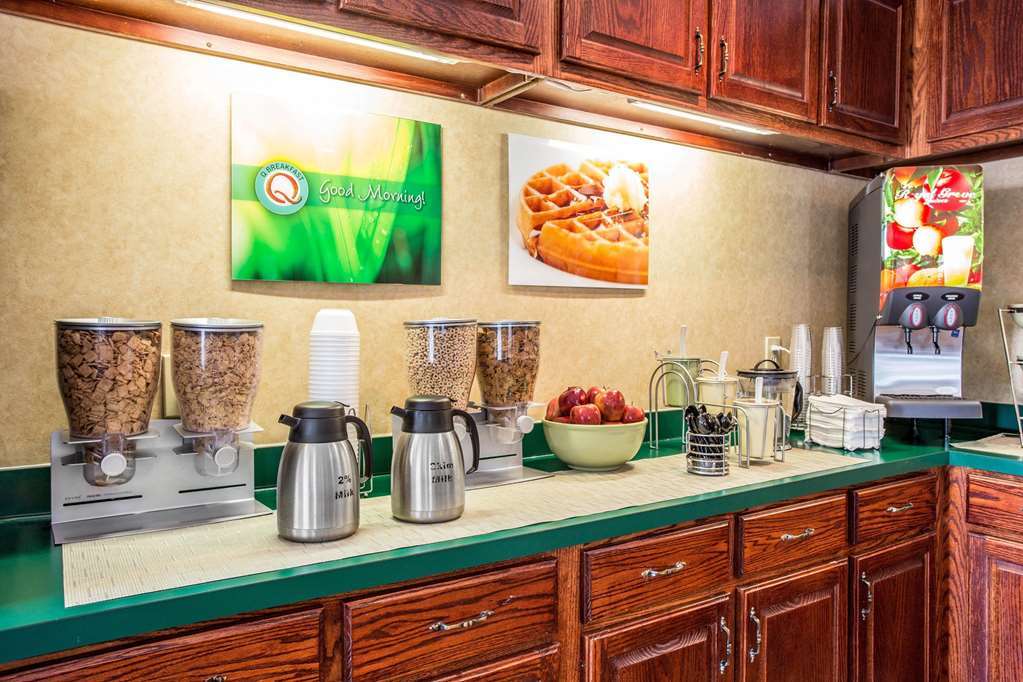 Quality Inn Cheraw Restoran foto